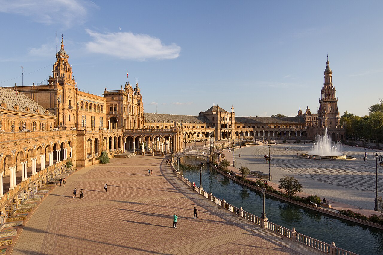 Die Plaza de España in Sevilla